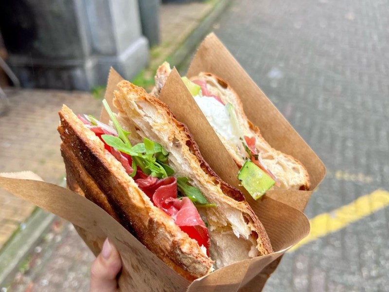 Cheap and Quick Eats in&nbsp;Amsterdam